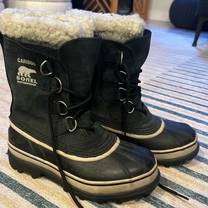 Women’s Winter Sorel caribou winter boots size 6
